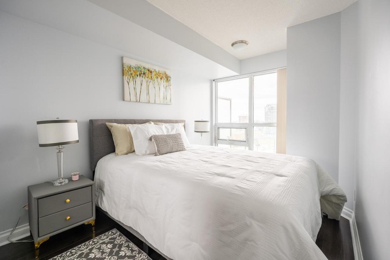 Globalstay Yonge St Condos Τορόντο Εξωτερικό φωτογραφία
