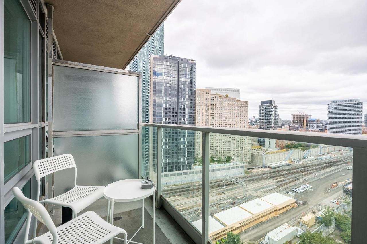 Globalstay Yonge St Condos Τορόντο Εξωτερικό φωτογραφία
