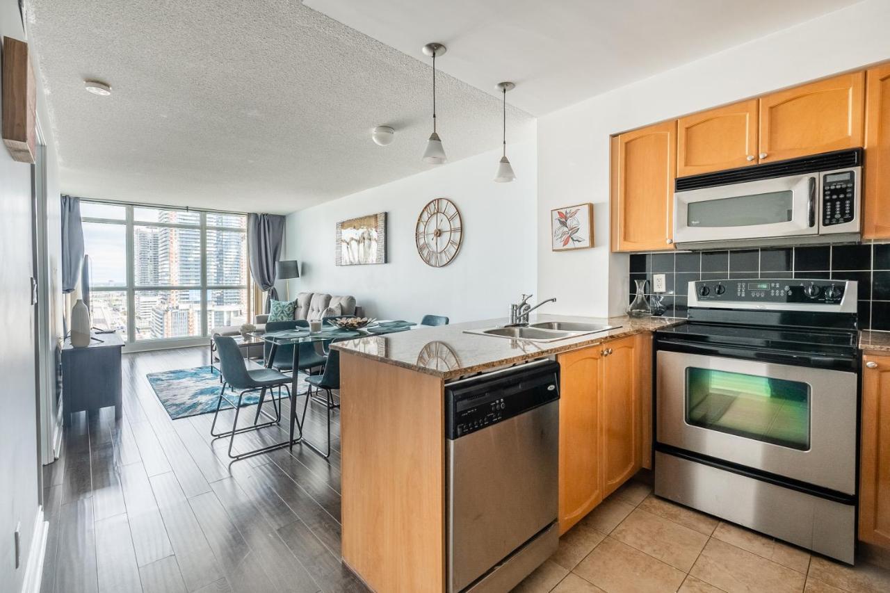 Globalstay Yonge St Condos Τορόντο Εξωτερικό φωτογραφία