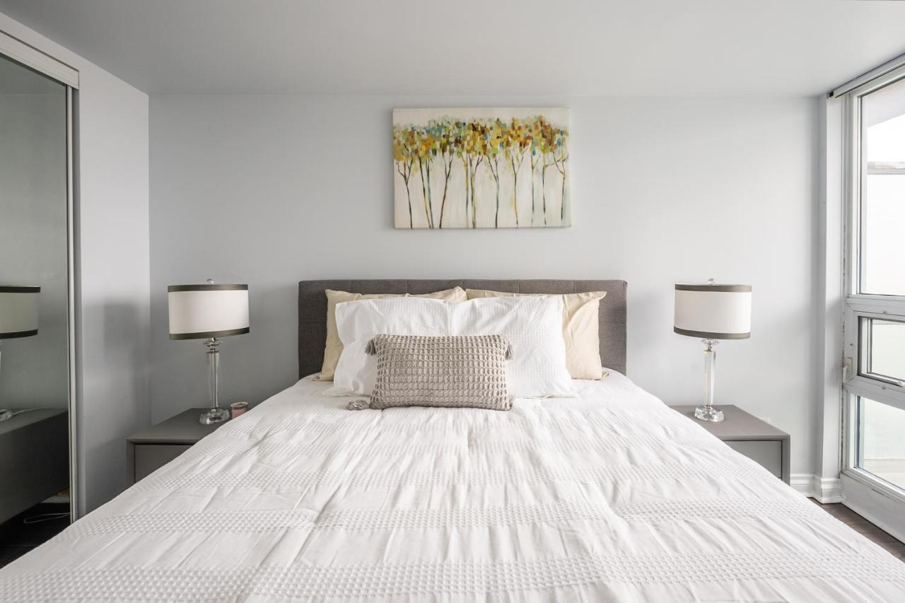 Globalstay Yonge St Condos Τορόντο Εξωτερικό φωτογραφία