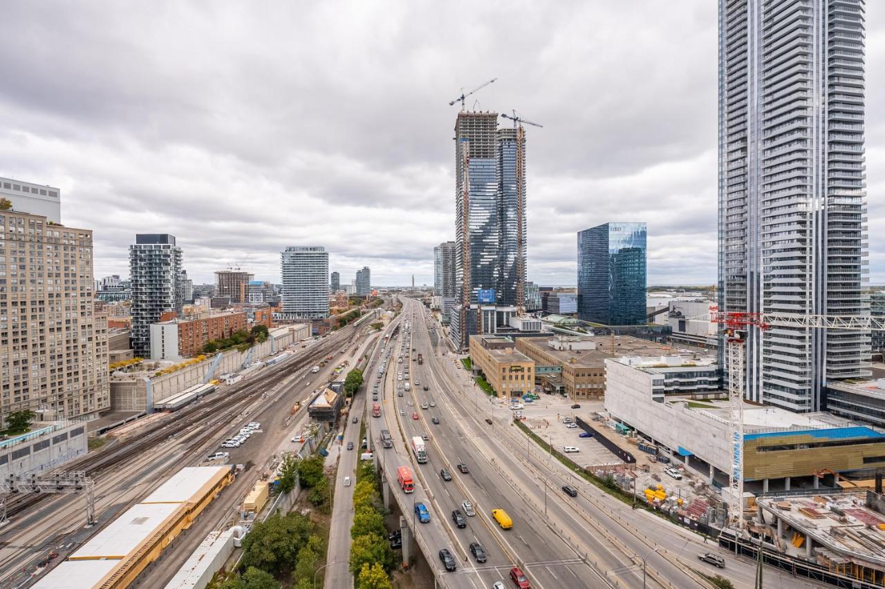 Globalstay Yonge St Condos Τορόντο Εξωτερικό φωτογραφία