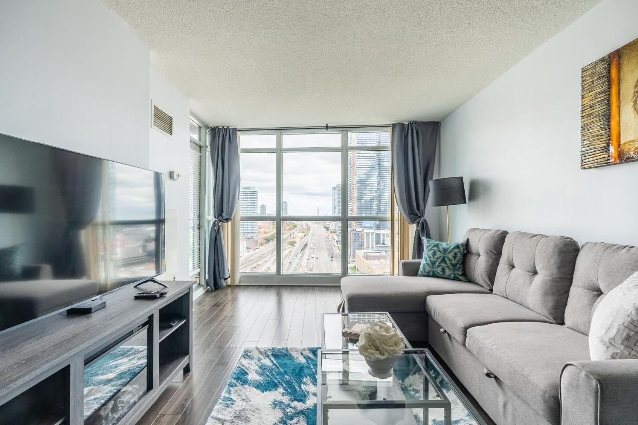 Globalstay Yonge St Condos Τορόντο Εξωτερικό φωτογραφία